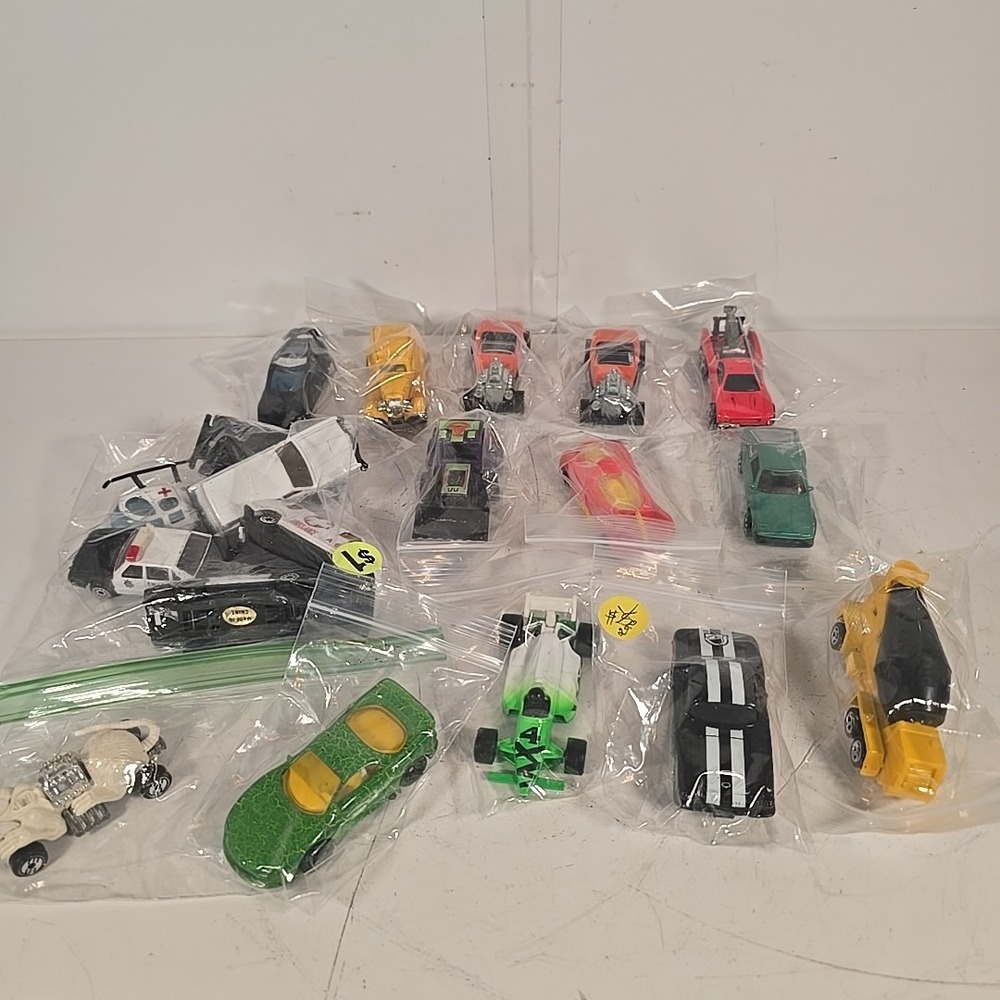 Hot Wheels Matchbox & Other Toy Cars‎ Lot Of 19